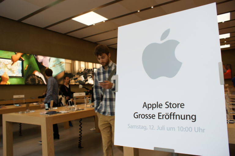 ErÃ¶ffnung Apple Store Basel