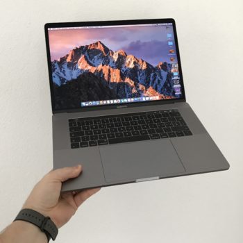 MacBook Pro 15" mit Touch Bar